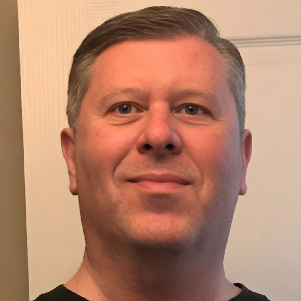 Brian Lynch male breast cancer survivor and The Bottoni Project Creator
